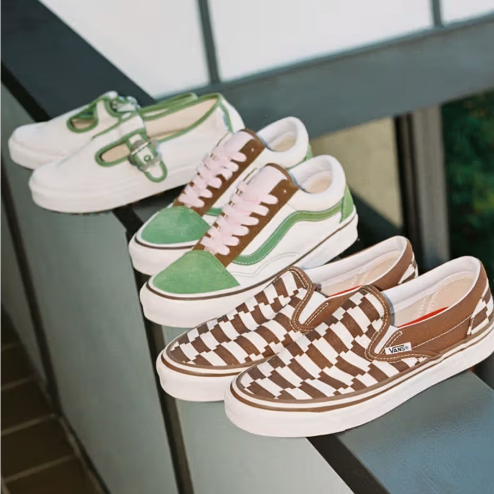 Lisa Says Gah! x Vans Classic Slip On - Women’s 8.5
